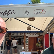 105 Even een kop koffie halen
